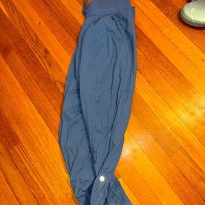 Lululemon dance studio jogger in color soft denim